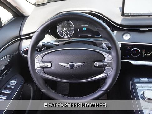 Used 2023 Genesis GV70 2.5T w/ Advanced Package AWD/4WD image 10