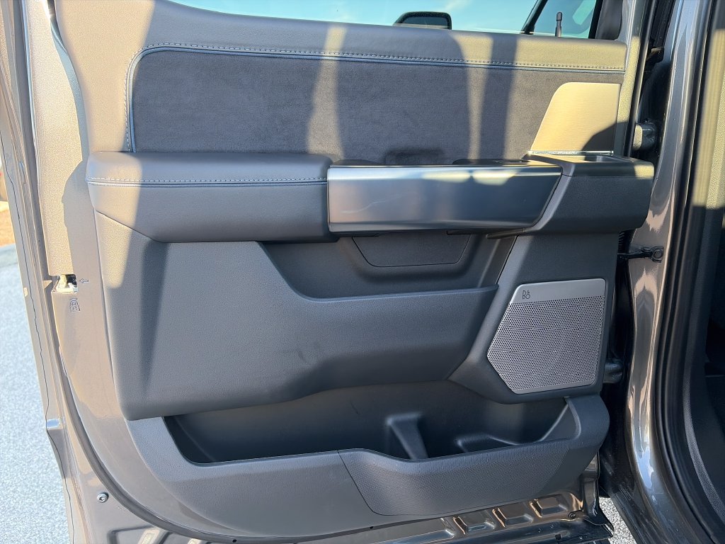Used 2025 Ford F150 Platinum AWD/4WD image 31