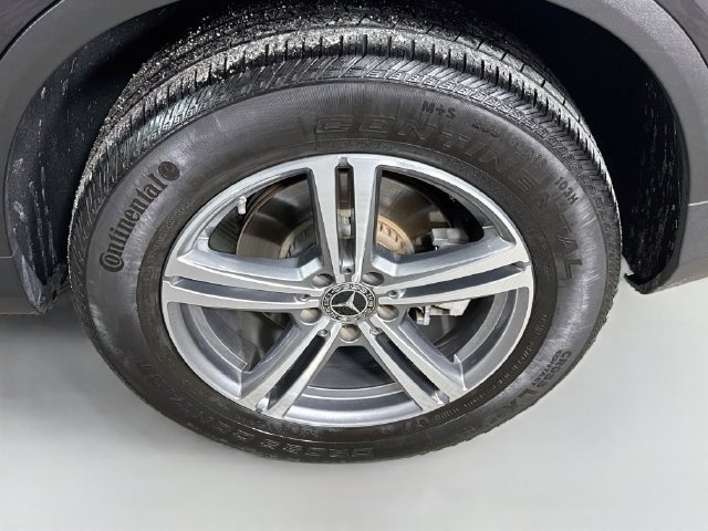 Used 2021 Mercedes-Benz GLC 300 4MATIC image 33