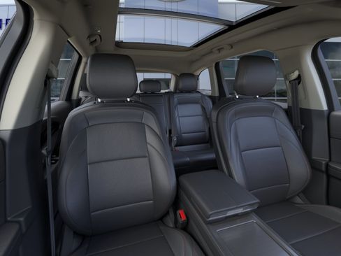 New 2026 Lincoln Nautilus Premier w/ Equipment Group 102A AWD/4WD image 32