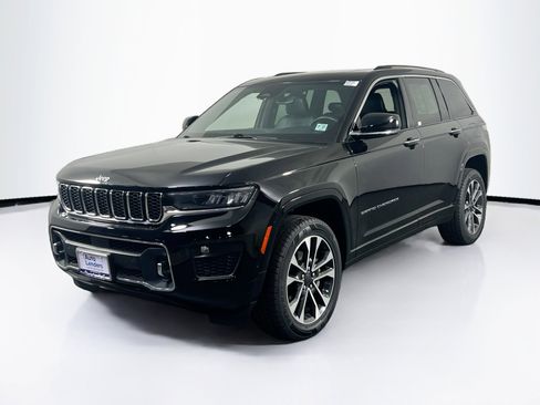 Used 2022 Jeep Grand Cherokee Overland AWD/4WD image 1