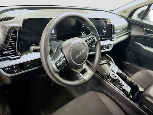 Used 2023 Kia Sportage LX image 16