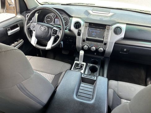 Used 2016 Toyota Tundra SR5 w/ SR5 Upgrade Package RWD image 15