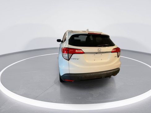 Used 2022 Honda HR-V EX image 7