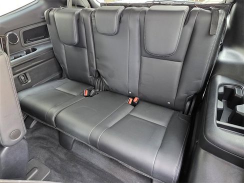 Used 2024 Subaru Ascent Limited w/ Technology Package image 17