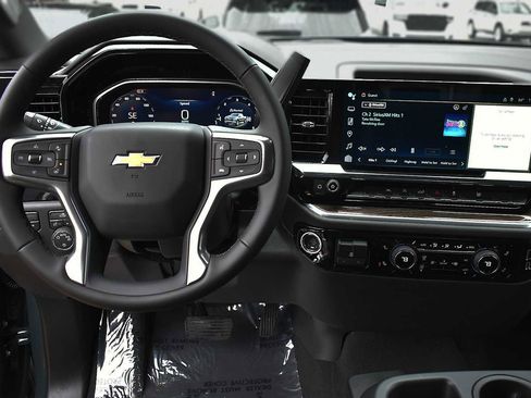New 2026 Chevrolet Silverado 1500 LT image 12
