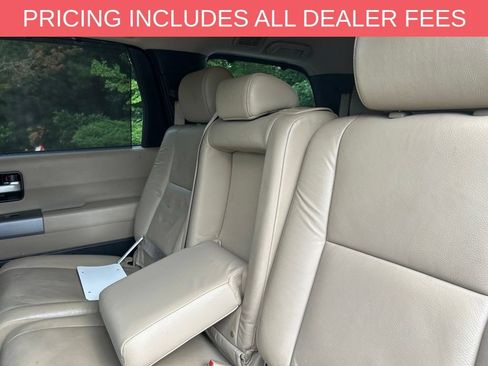 Used 2015 Toyota Sequoia Limited AWD/4WD image 16