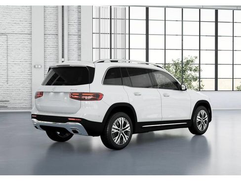 New 2026 Mercedes-Benz GLB 250 4MATIC image 21