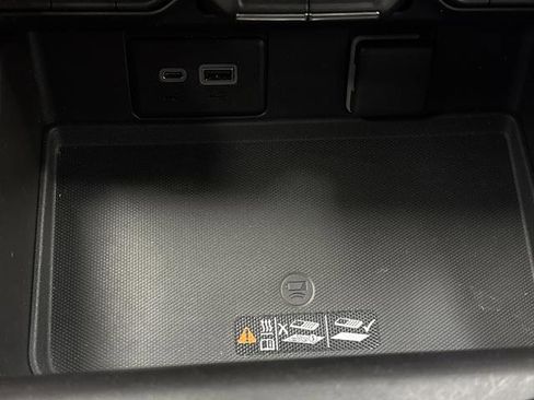 Used 2021 Chevrolet Tahoe Premier image 26