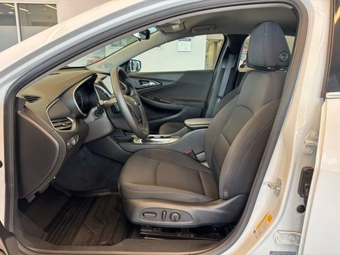 Used 2020 Chevrolet Malibu LS w/ Driver Confidence Package II FWD image 15