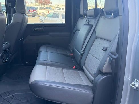 Used 2025 Chevrolet Silverado 2500 ZR2 w/ Technology Package AWD/4WD image 46