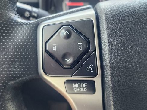 Used 2024 Toyota 4Runner Limited RWD image 30