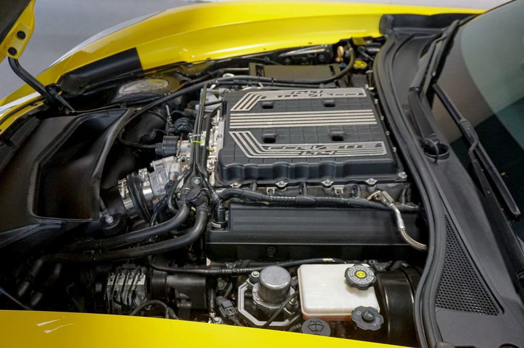 Used 2017 Chevrolet Corvette Z06 RWD image 13