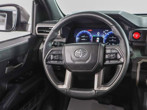 Used 2025 Toyota Tacoma TRD Off-Road AWD/4WD image 13