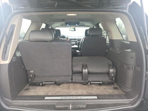 Used 2009 GMC Yukon Denali image 11