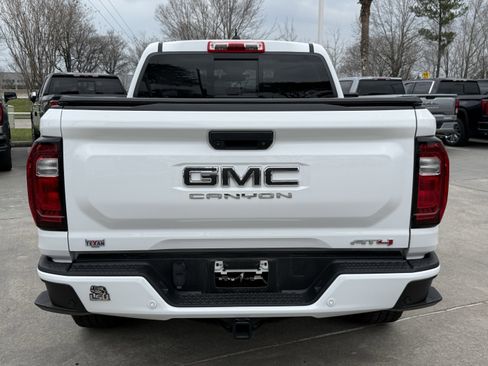 Used 2024 GMC Canyon AT4 w/ AT4 Premium Package image 6