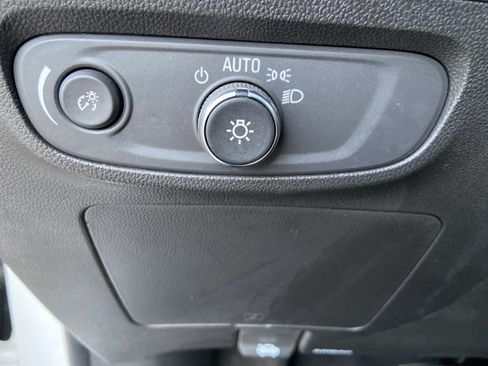 Used 2024 Buick Encore GX Preferred FWD image 45