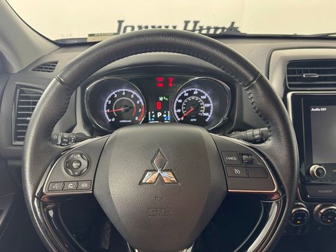 Used 2024 Mitsubishi Outlander Sport AWD image 14
