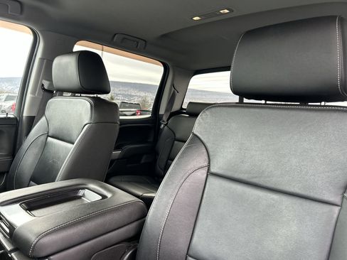 Used 2017 Chevrolet Silverado 1500 LTZ Z71 w/ Midnight Edition image 23