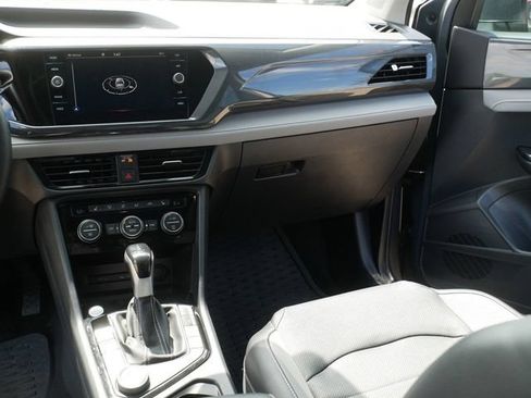 Certified 2023 Volkswagen Taos SEL AWD/4WD image 23
