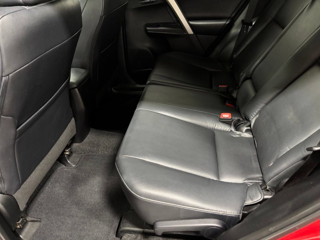 Used 2015 Toyota RAV4 Limited w/ Technology Package AWD/4WD image 43