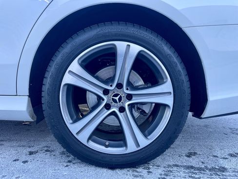 Used 2020 Mercedes-Benz E 350 4MATIC Sedan image 10