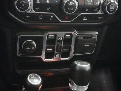 Certified 2022 Jeep Wrangler Unlimited Sport image 24