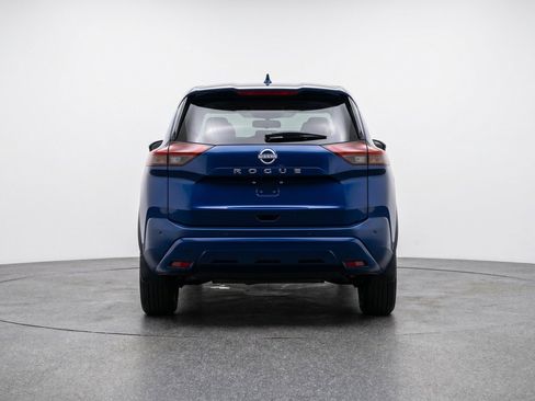 Used 2025 Nissan Rogue SV FWD image 7