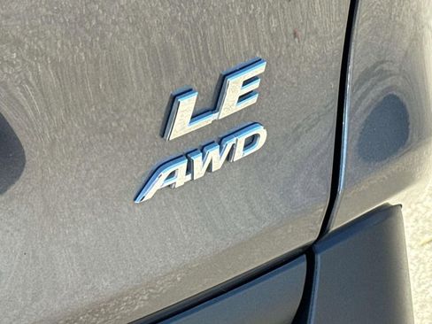 Used 2024 Toyota RAV4 LE image 7