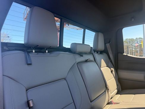 Used 2019 GMC Sierra 1500 SLT w/ SLT Convenience Package image 18