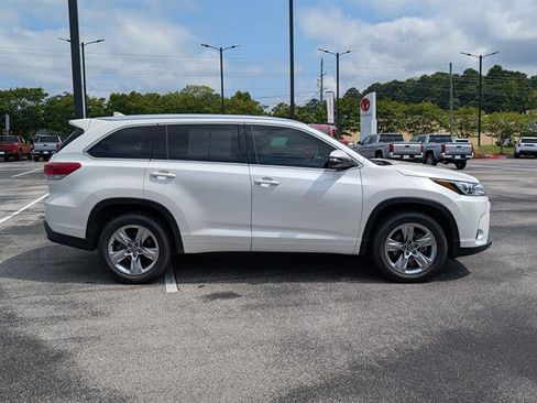 Used 2017 Toyota Highlander Limited image 6
