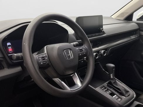 Used 2025 Honda CR-V EX image 7