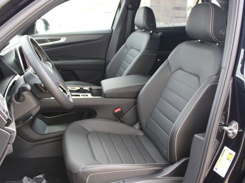 New 2026 Volkswagen Atlas Cross Sport SEL AWD/4WD image 7