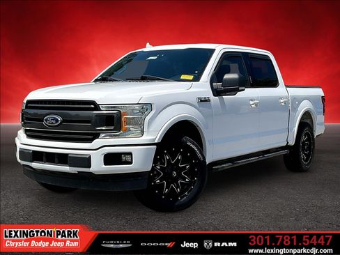 Used 2018 Ford F150 XLT w/ Equipment Group 302A Luxury RWD image 3