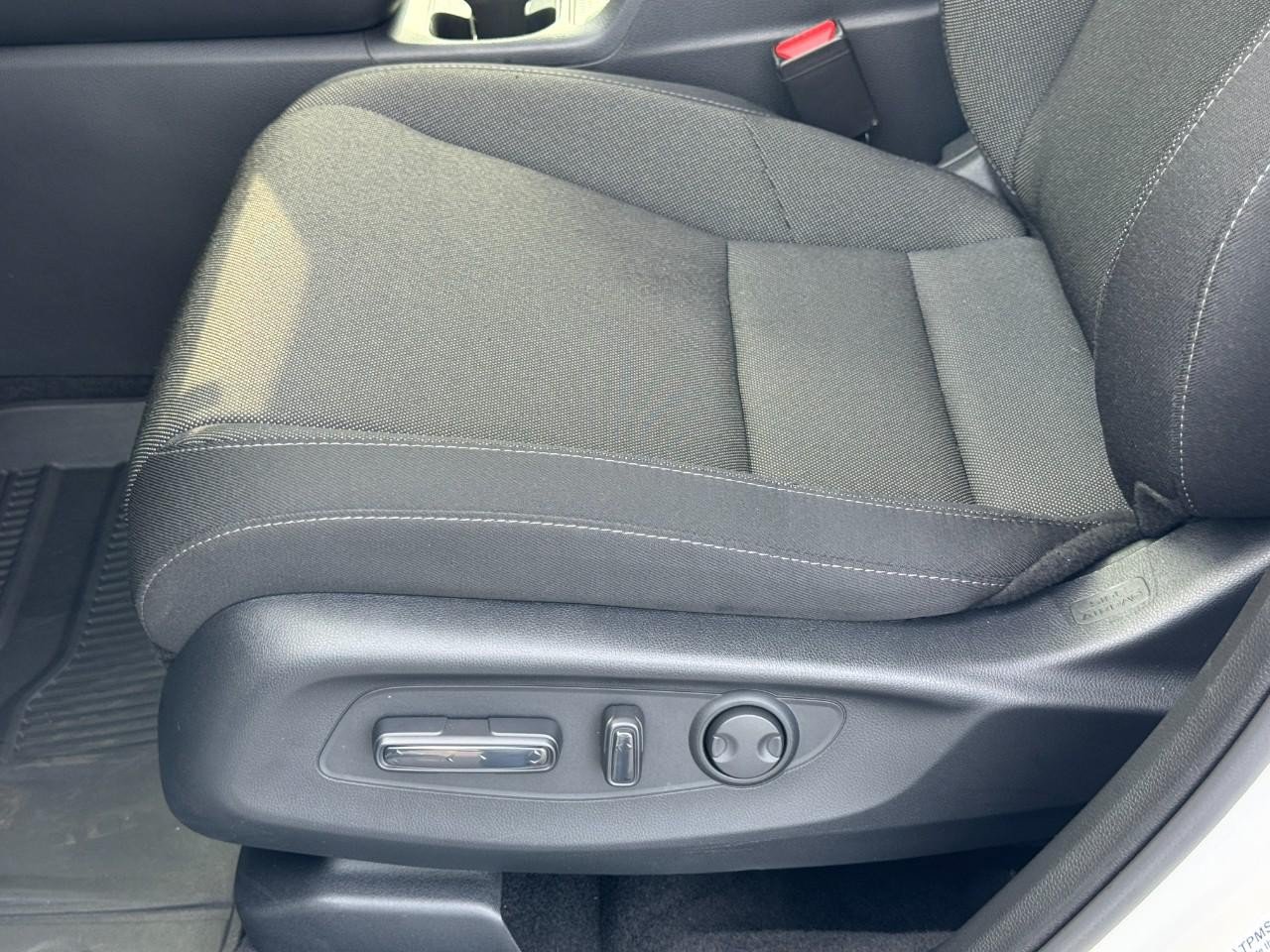 Certified 2026 Honda CR-V EX image 17