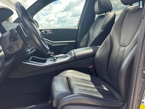 Used 2021 BMW X5 xDrive40i AWD/4WD image 39