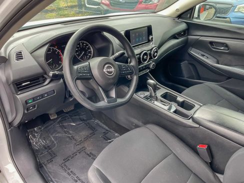 Used 2024 Nissan Sentra S FWD image 13