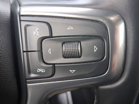 Used 2023 Chevrolet Suburban LT image 29