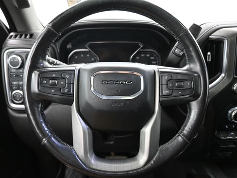 Used 2022 GMC Sierra 1500 Denali w/ Denali Premium Package AWD/4WD image 13