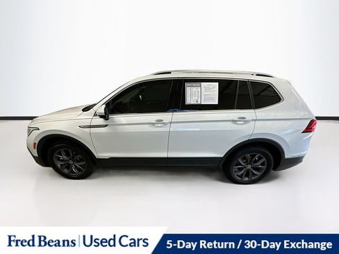 Used 2023 Volkswagen Tiguan SE FWD image 5
