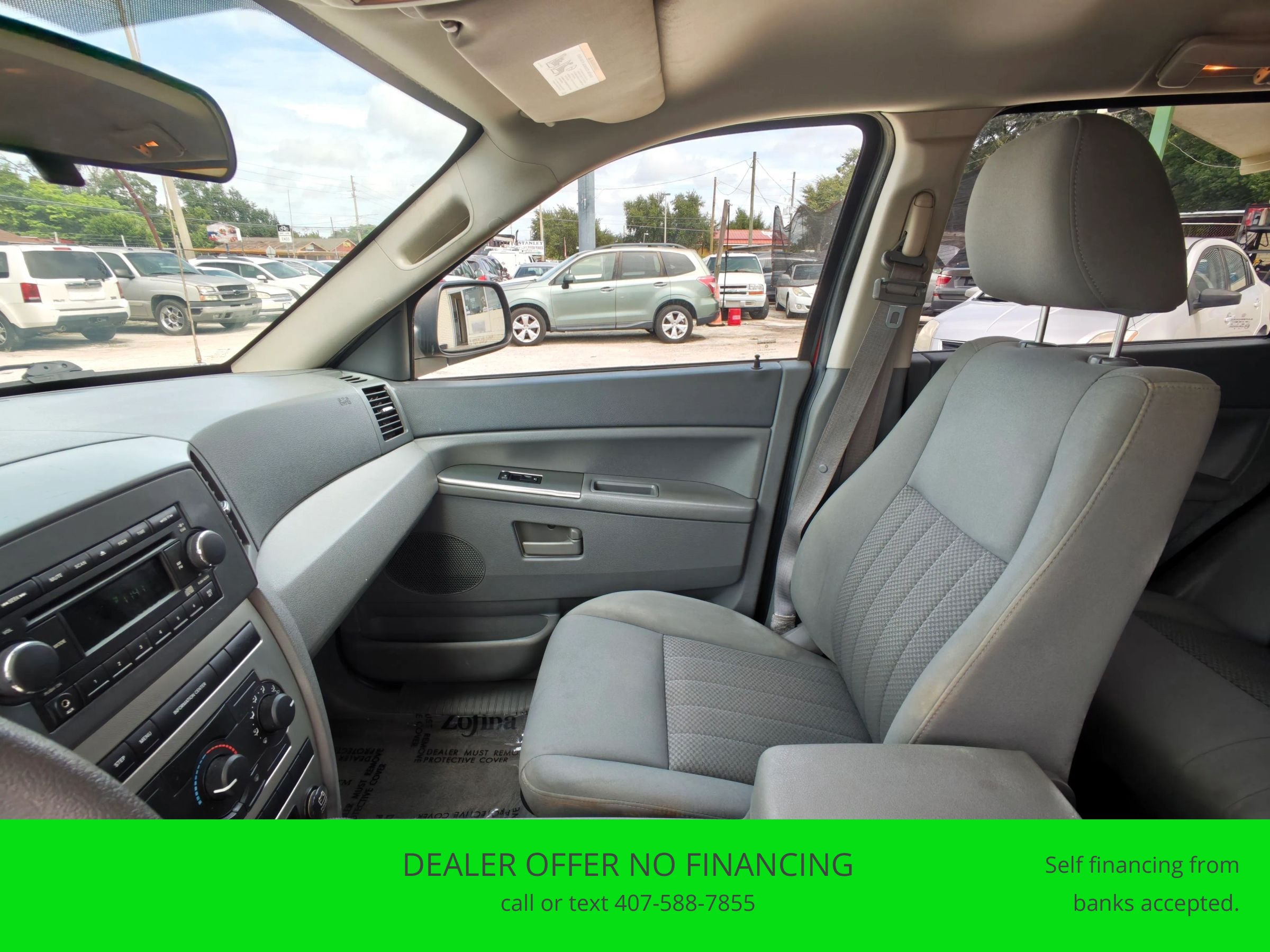 Used 2006 Jeep Grand Cherokee Laredo w/ Cargo Convenience Group RWD image 10