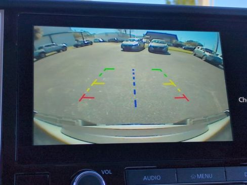 Used 2025 Nissan Frontier SV image 20