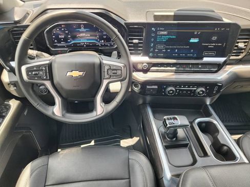 Used 2024 Chevrolet Silverado 1500 LTZ AWD/4WD image 27
