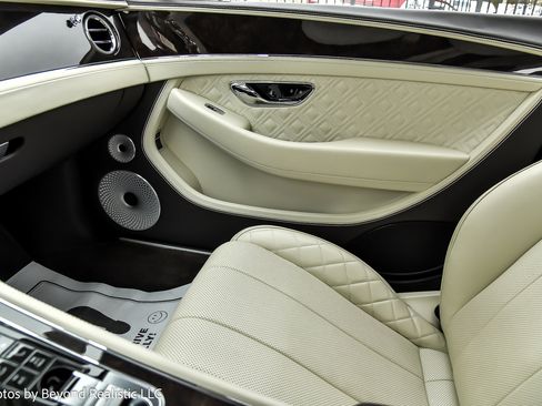 Used 2020 Bentley Continental GT image 51