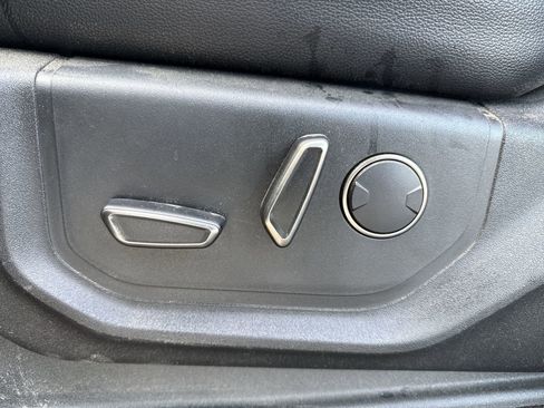 Used 2018 Ford F150 Raptor w/ Equipment Group 802A Luxury image 14