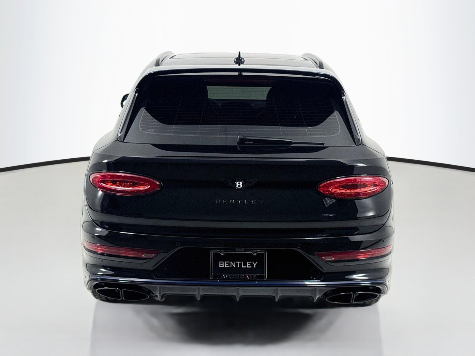 Certified 2025 Bentley Bentayga AWD/4WD image 8