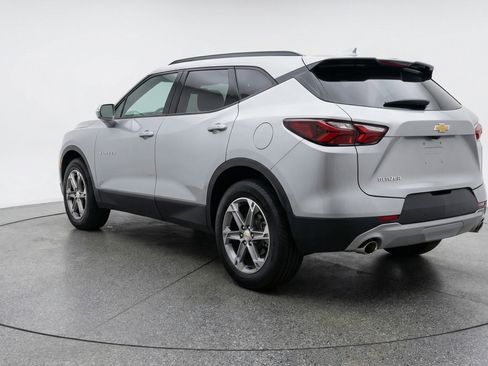 Used 2025 Chevrolet Blazer LT FWD image 6