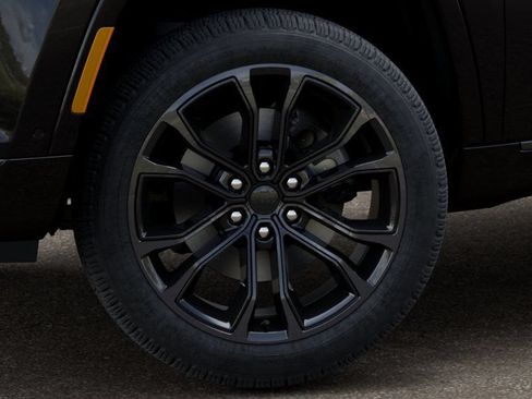 New 2026 Jeep Grand Wagoneer L Summit AWD/4WD image 8