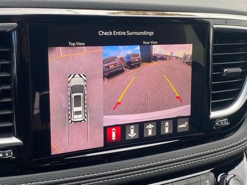 New 2026 Chrysler Pacifica Limited FWD image 23