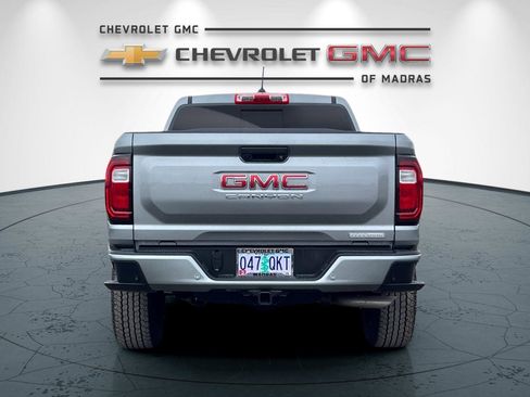 Used 2025 GMC Canyon Elevation w/ Convenience Package image 4
